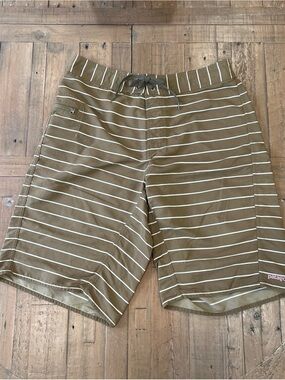 Patagonia Wavefarer Board Shorts Trunks Mens 32 Striped Unlined Swim 11" ins